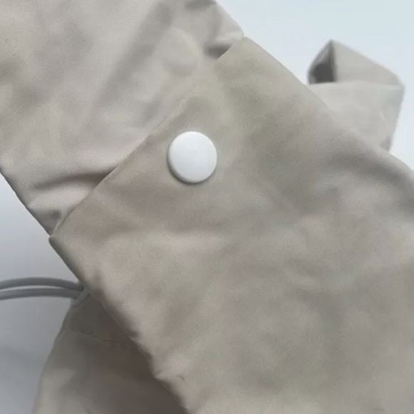 Adidas Cream Puffer Large Carryall Shoulder Bag BLEMISH - Picture 4 of 10